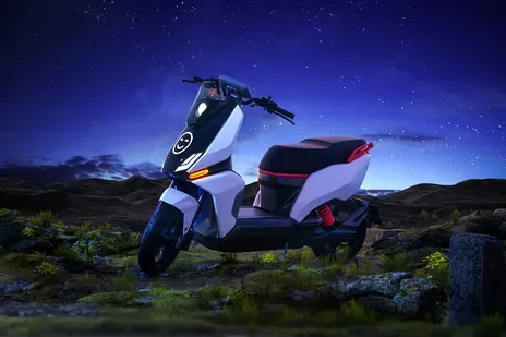 LML Star Electric Scooter (2)